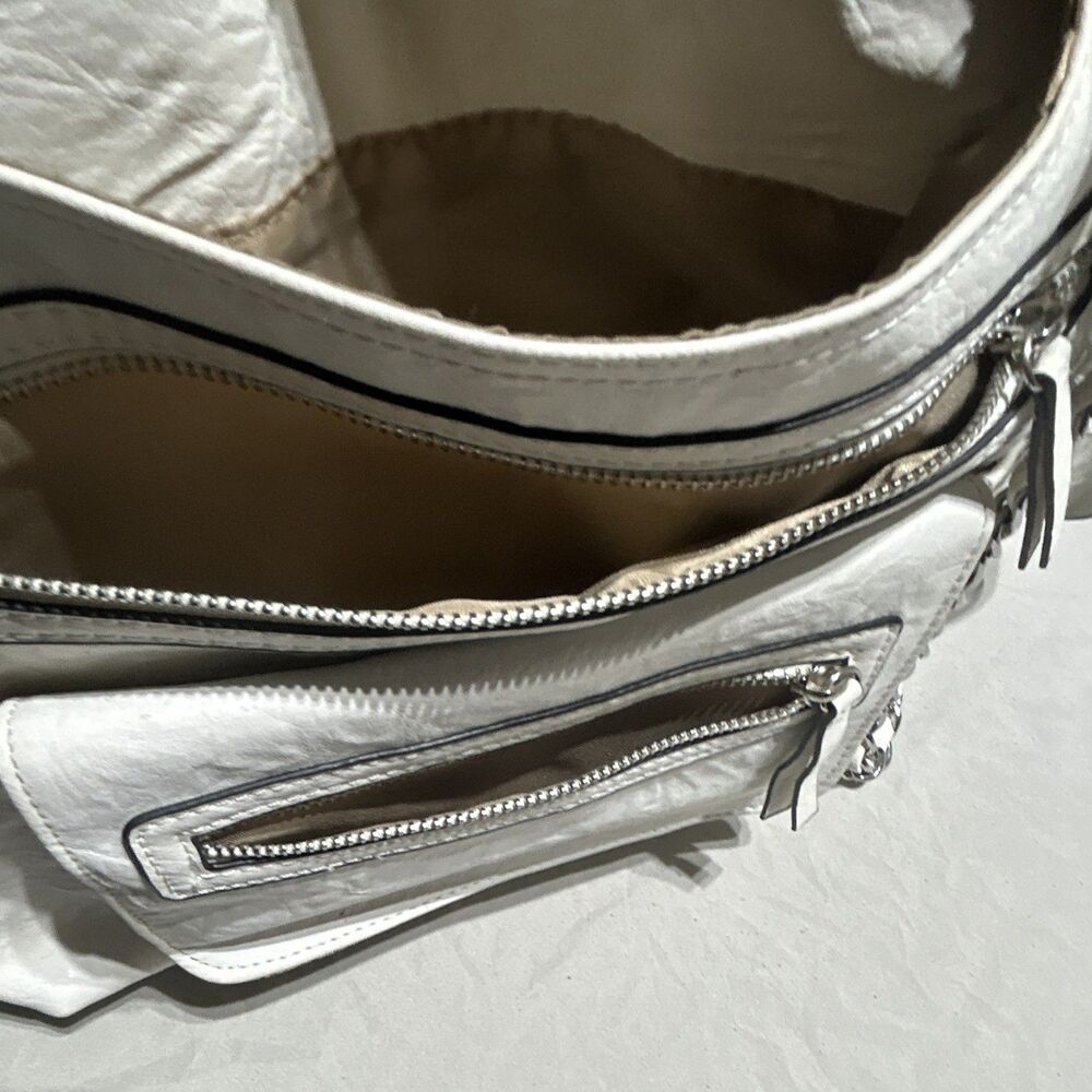 BUENO Off White Faux Leather Crossbody Shoulder Bag Purse Pocket Chain Accent - Picture 4 of 8